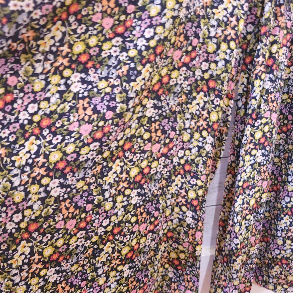 LOFT Women Floral Smocked Wide Leg Jumpsuit Size 8 Sleeveless Halter Multi-Color - Picture 3 of 10